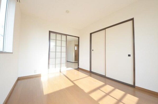 エレガントハイツの物件内観写真